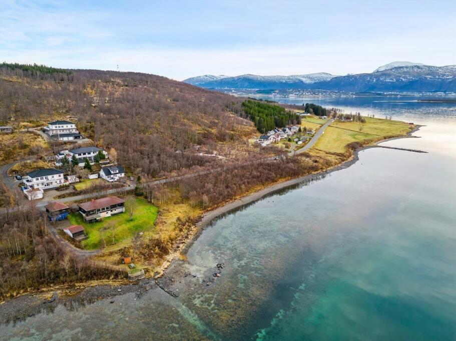 Hus Med Egen Strandlinje 트롬쇠 외부 사진